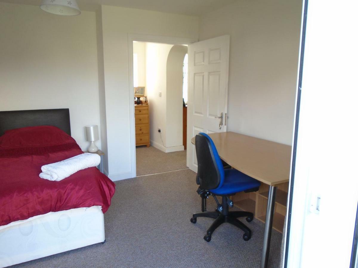 Tea In Liverpool - Private - Quiet - Ground Floor - En-Suite - Walk-In-Shower Ngoại thất bức ảnh