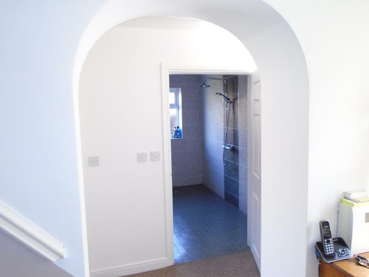 Tea In Liverpool - Private - Quiet - Ground Floor - En-Suite - Walk-In-Shower Ngoại thất bức ảnh