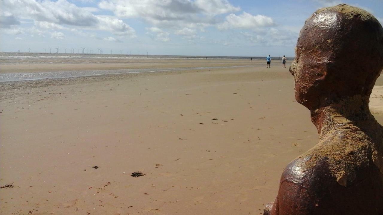 Tea In Liverpool - Private - Quiet - Ground Floor - En-Suite - Walk-In-Shower Ngoại thất bức ảnh